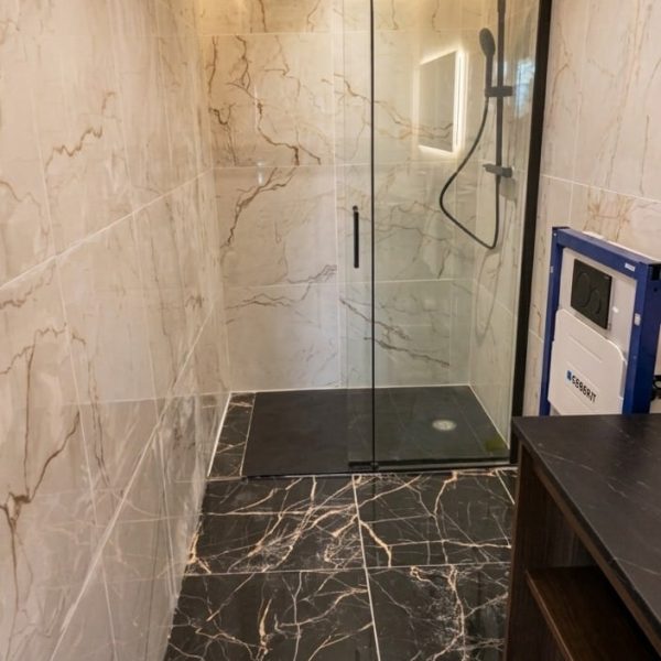 Salle de bain clé en main Pertuis Cadenet — JBM Rénovation